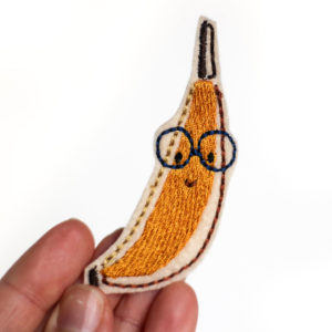Aufnäher Banane mit Brille von Halfbird