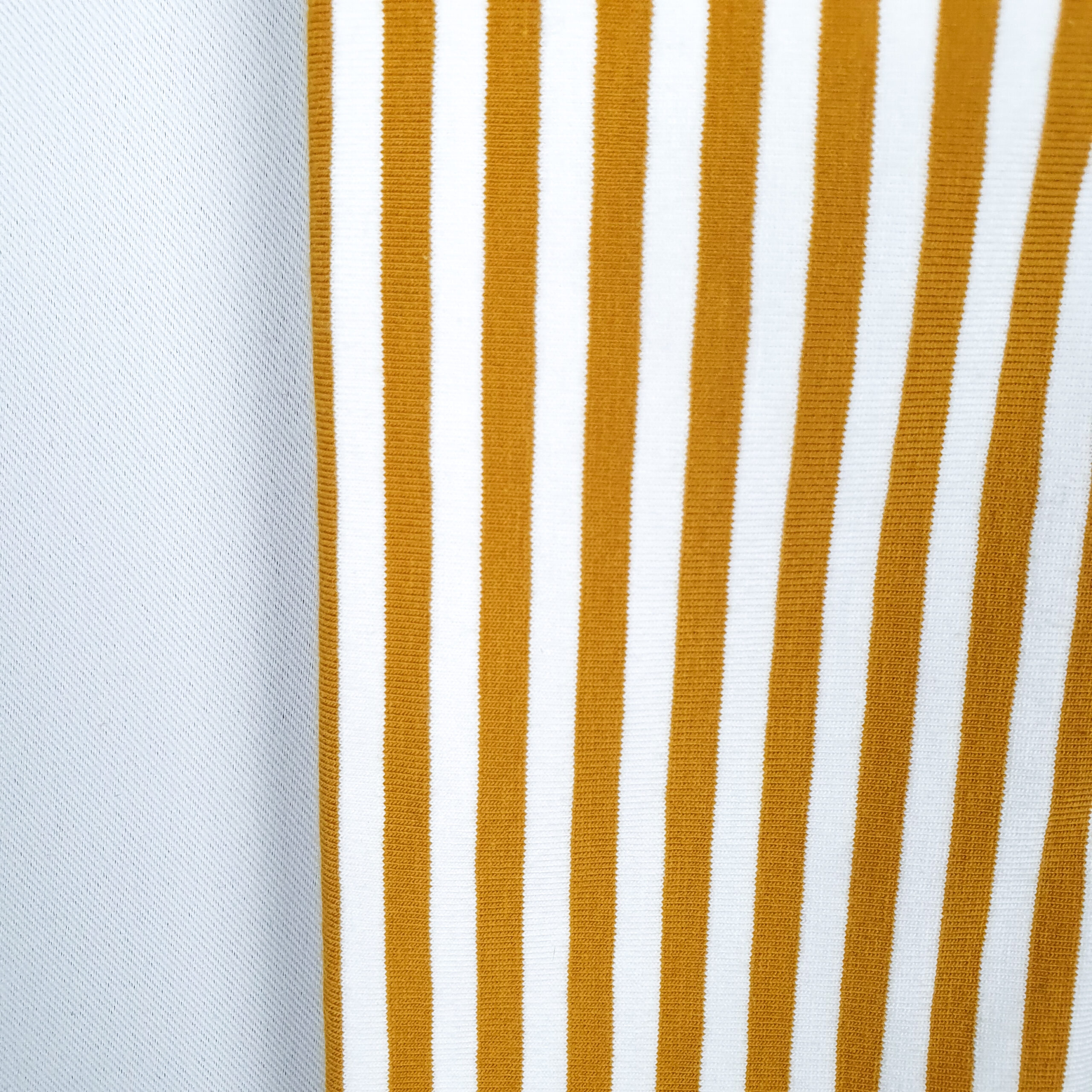 Kinderleggings 'senfgelb/weiss längs gestreift' – Bild 2