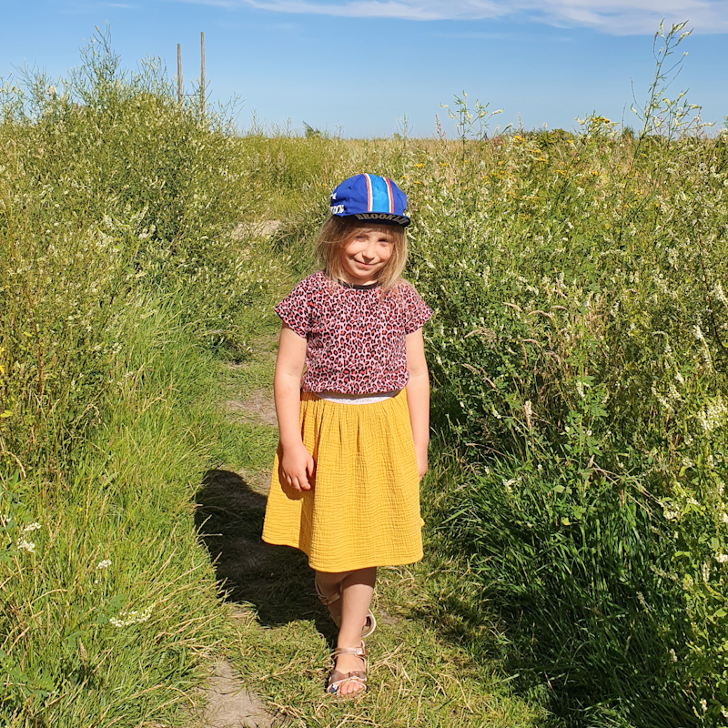 Musselinrock 'senf mit Glitzergummi'