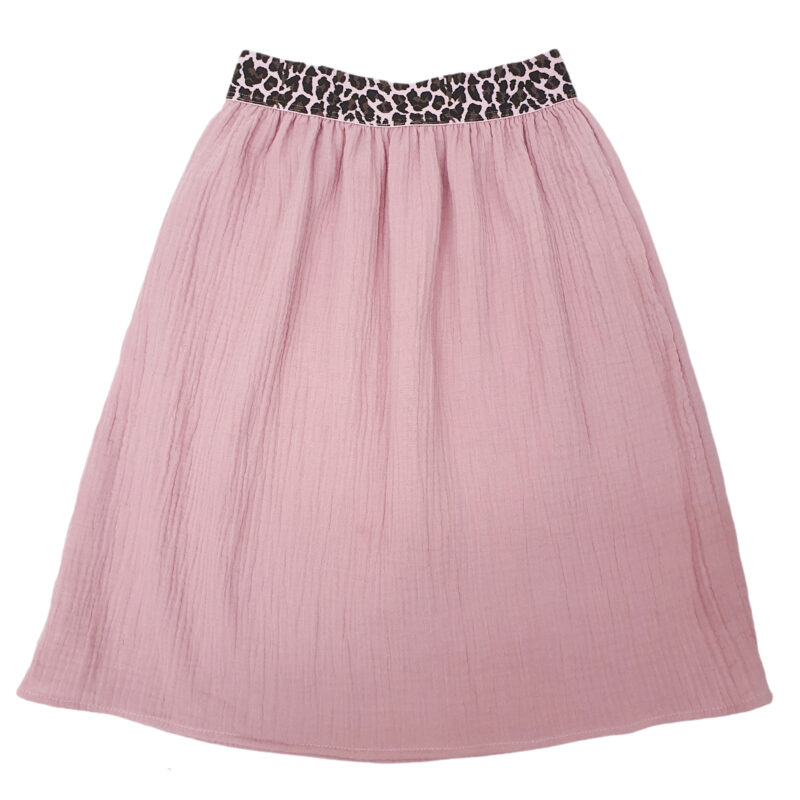 Musselinrock flieder