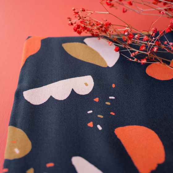 Viskoserock 'Shapes dunkelblau' Midilänge – Bild 3