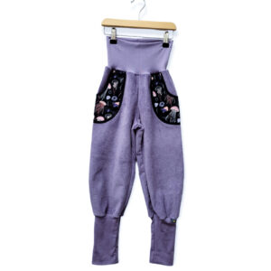 Mitwachshose 'Flieder mit Quallen Taschen'