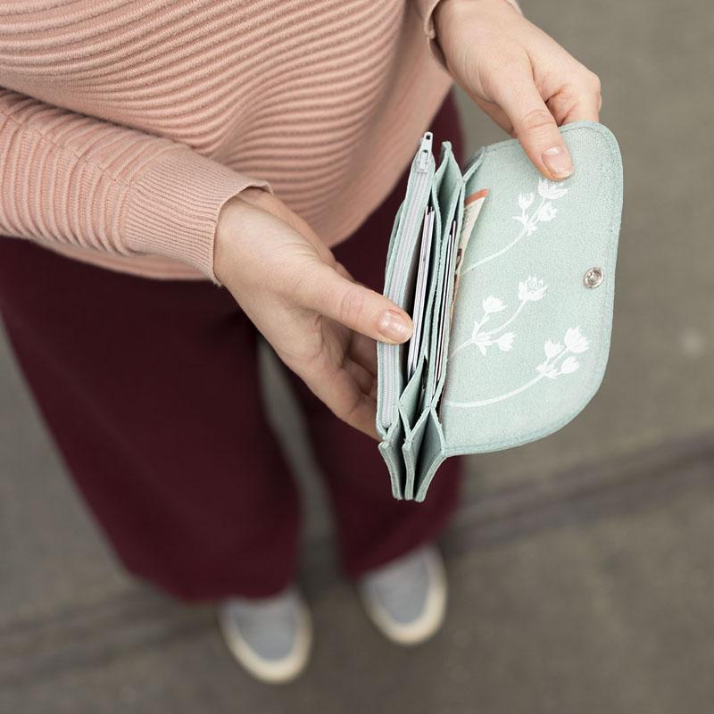 Portemonnaie 'Flash Forward Medium' von Keecie verschiedene Farben – Bild 3