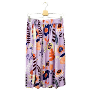 Viskoserock 'große Blumen auf flieder' Midilänge studio du.