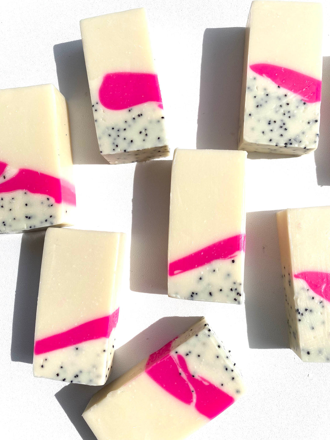 Pflegeseife Saskia 'Mandarine & neonpink superswirl' GreteManufaktur – Bild 3