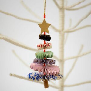 A World of Craft Weihnachtsanhänger 'Gefaltete Tanne' (multi)
